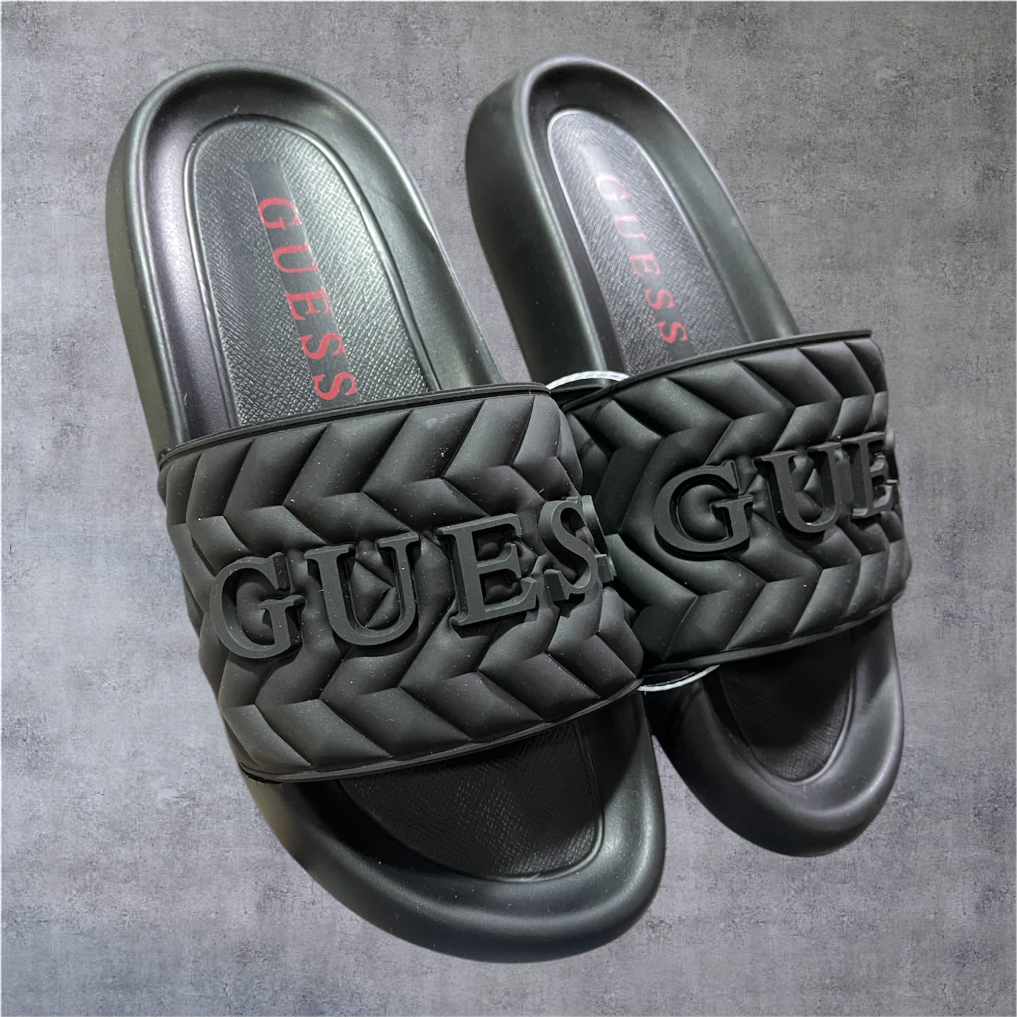 Chanclas Guess