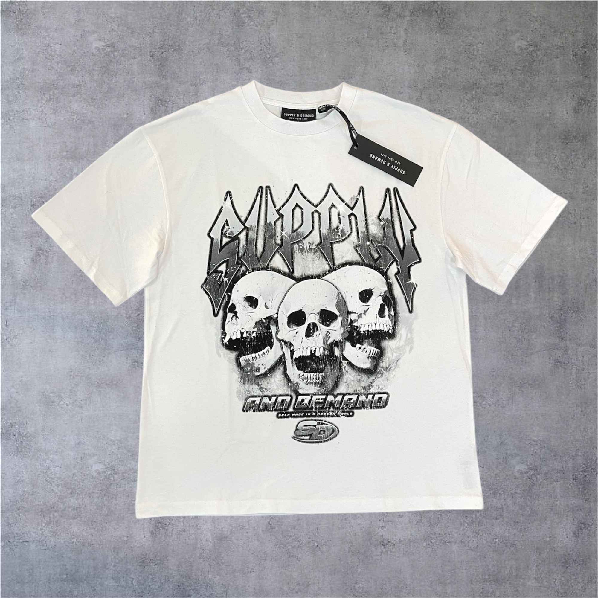 Camiseta Supply & Demand