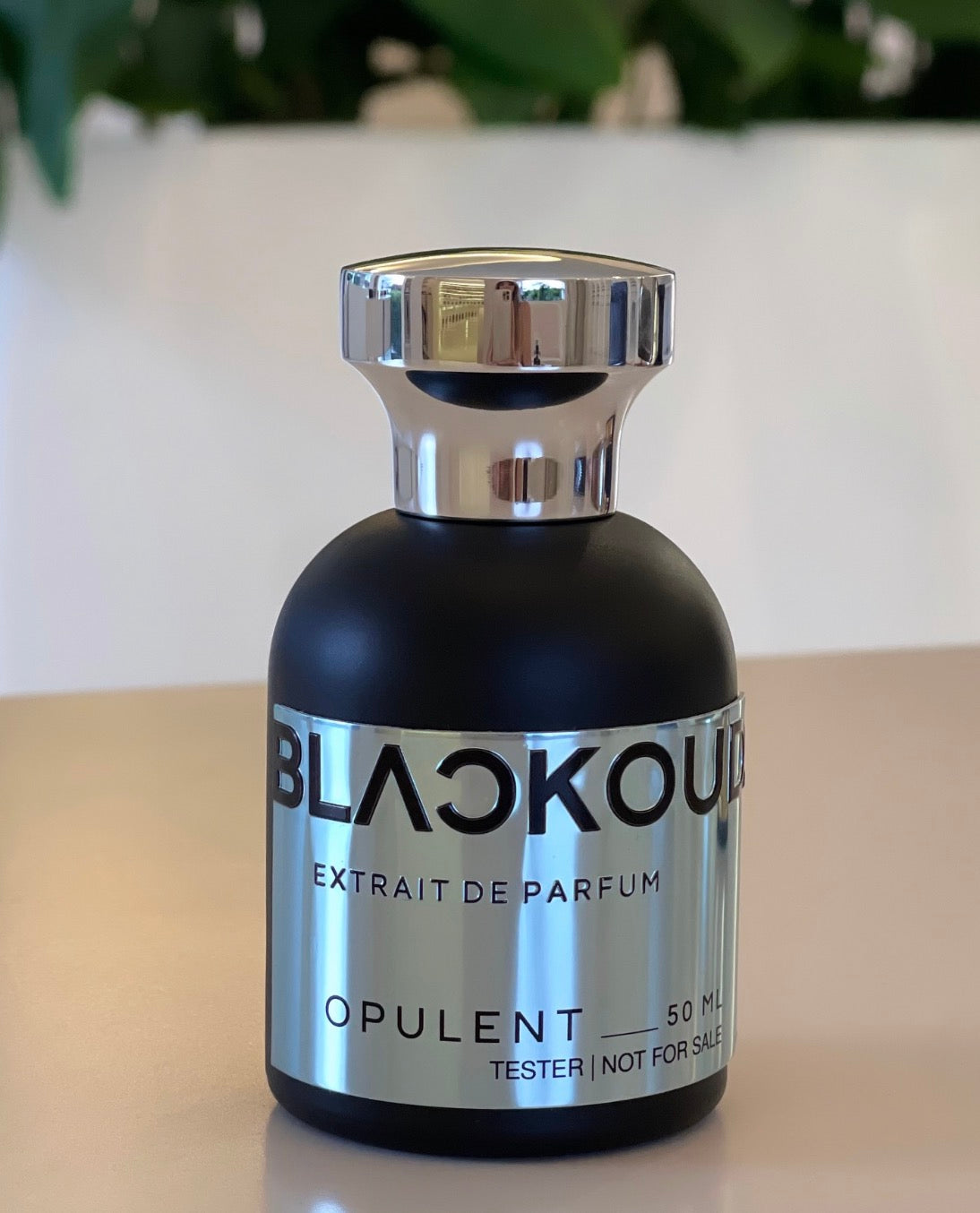 Tester Blackoud Opulent