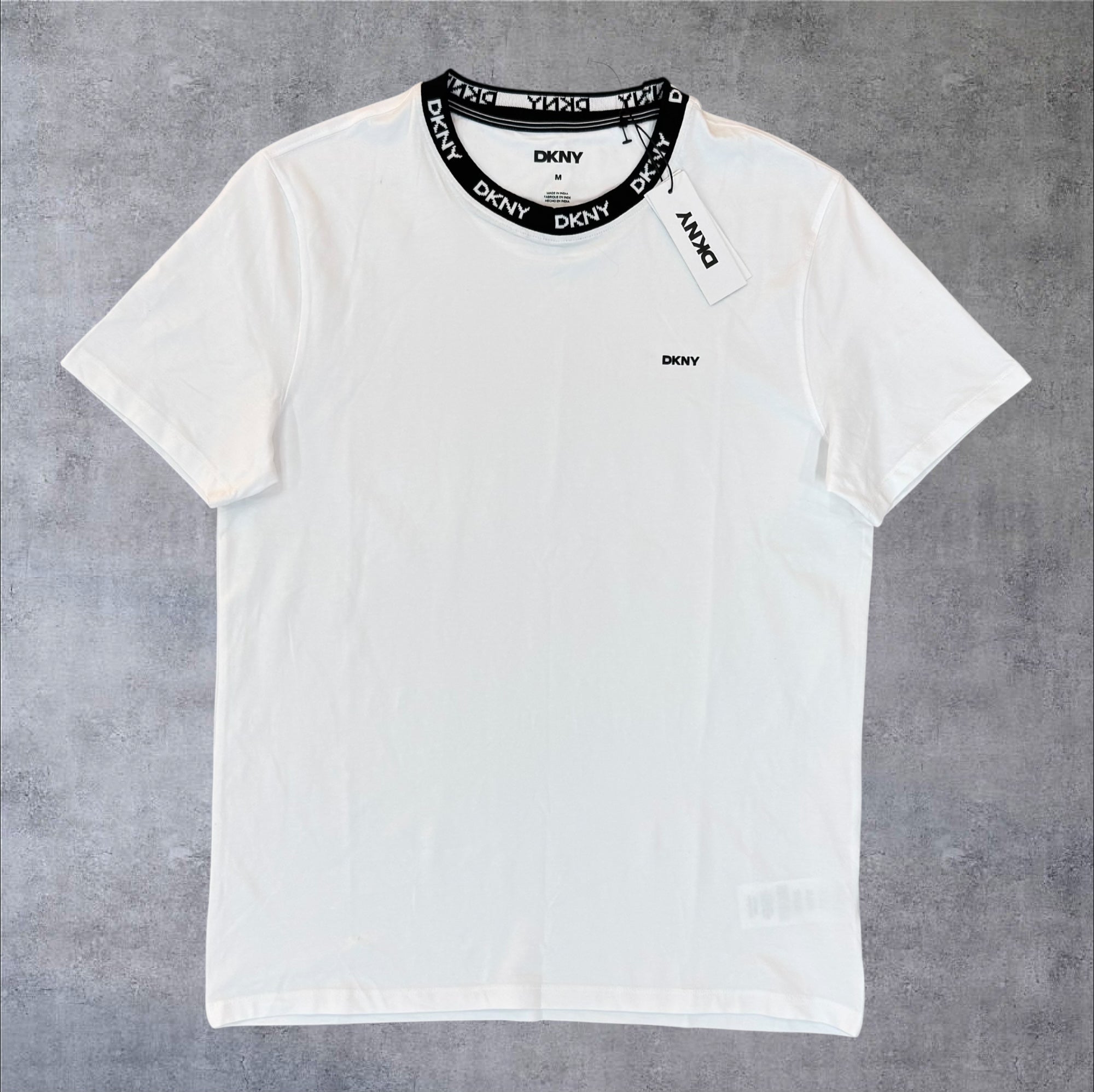 Camiseta DKNY