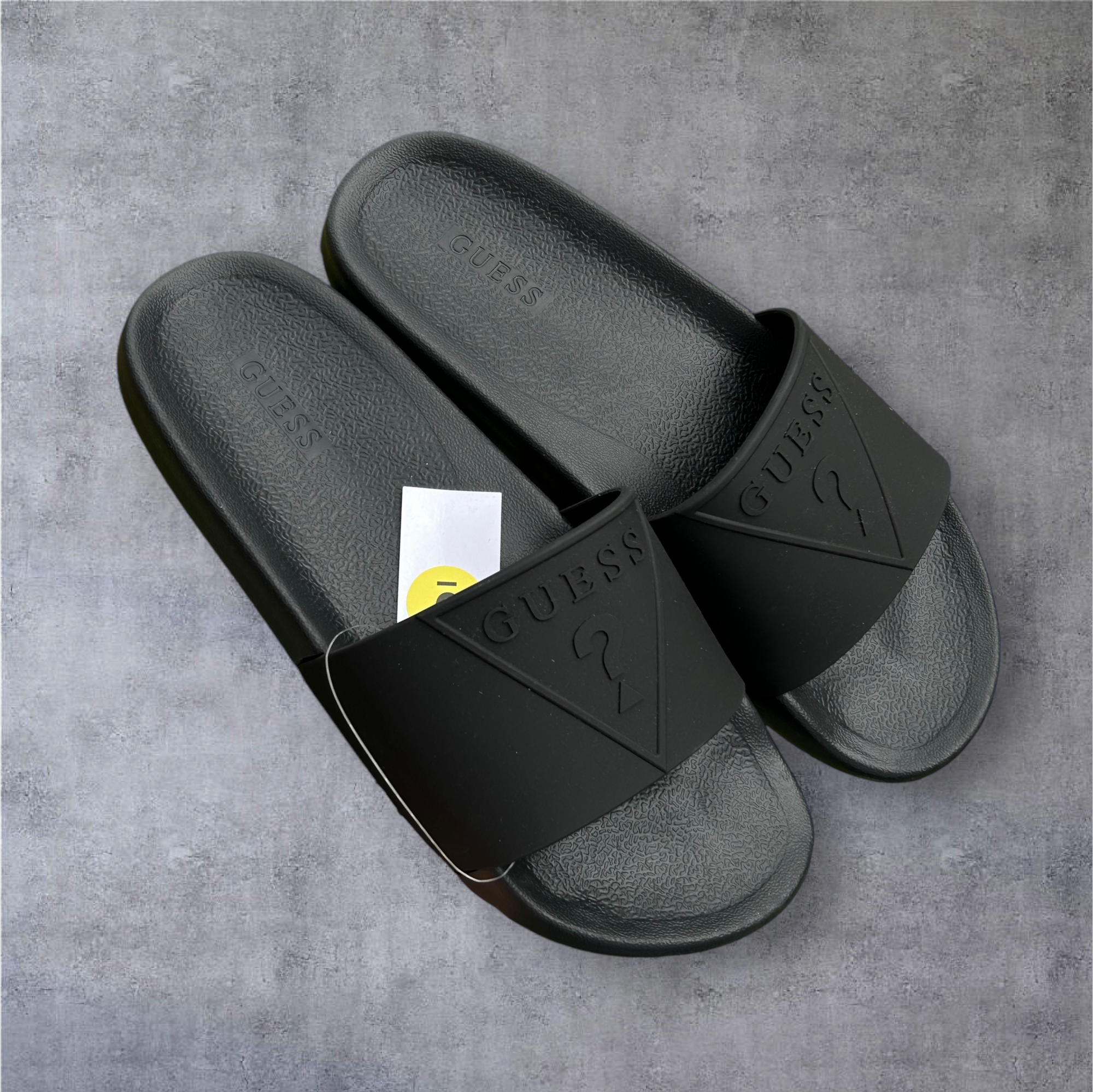 Chanclas Guess
