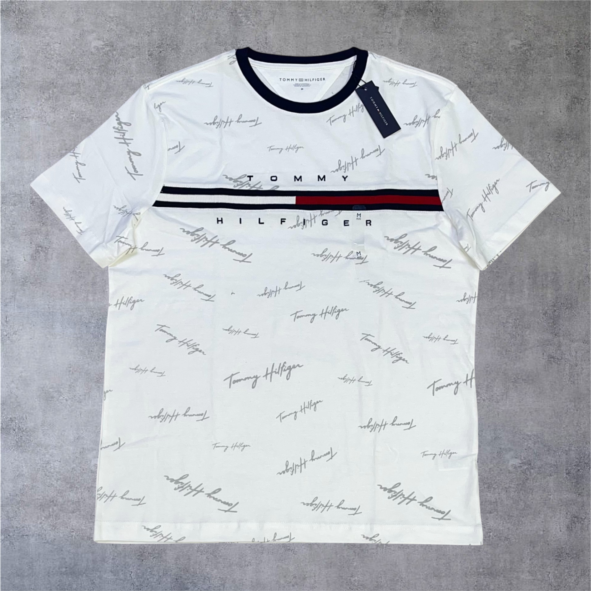 Tommy_Hilfiger_fb7659ea-58e5-4789-a009-51a4f0885abc.png