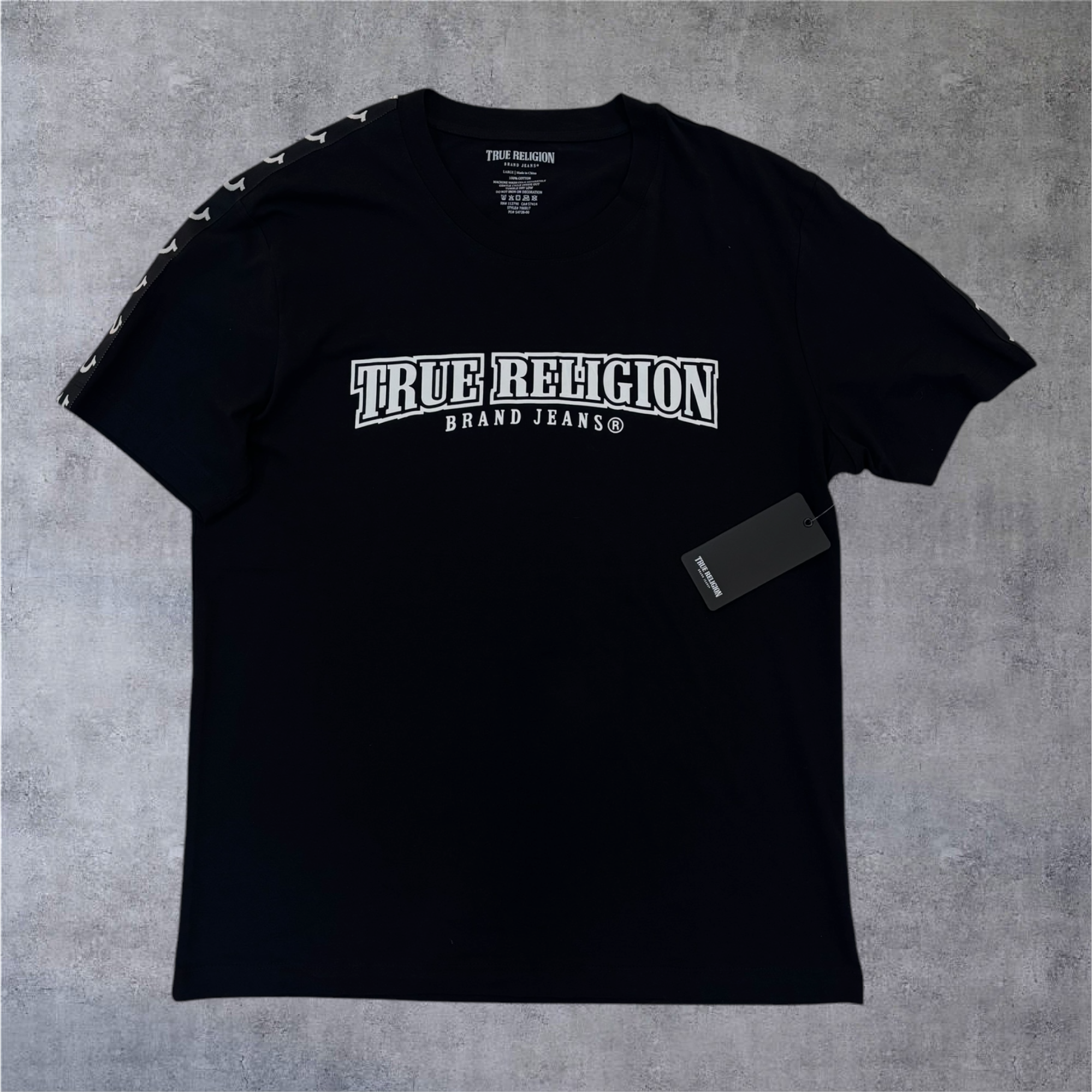 True_Religion_1dc3463d-f68a-4633-93d4-9657cd71b266.png